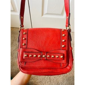 Crossbody Jessica Simpson handbag. Worn once.